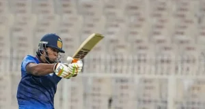 ছক্কার রাজা, রেকর্ড ভাঙার মেশিন, রানের বিশ্বরেকর্ড এই ১৫ বছরের কিশোর