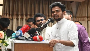 ছাত্রলীগের মতো ক্যাম্পাসে সন্ত্রাসের রাজত্ব দেখছি: আসিফ মাহমুদ