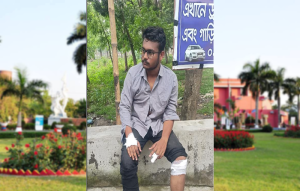 বাকৃবিতে ছাত্রদ‌লের নেতা‌কে পিটা‌লো শিক্ষার্থীরা