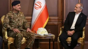 ইরানের প্রেসিডেন্টের সঙ্গে বৈঠক করেছেন পাকিস্তানি সেনাপ্রধান