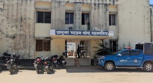 ভালুকায় কৃষকের গোয়ালঘরে চুরি, ৭টি গরু নিয়ে গেল দুর্বৃত্তরা