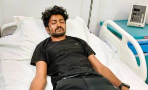 সন্ত্রাসীদের ছুরিকাঘাতে গুরুতর আহত সাংবাদিক গোলাম সাব্বির