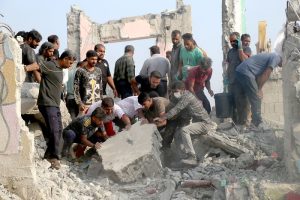 যুদ্ধে বিধ্বস্ত হওয়া ৭৭৫টি স্কুল এরই মধ্যে মেরামত করে ফেলেছে ইরান