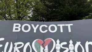 ইসরাইল থাকায় ইউরোভিশন বয়কটের ডাক দিলেন ১০০০ শিল্পী