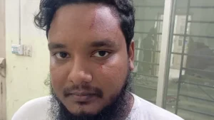 ইউএনওর সামনে সাংবাদিককে পেটালেন বিএনপি নেতা, দিলেন হত্যার হুমকি