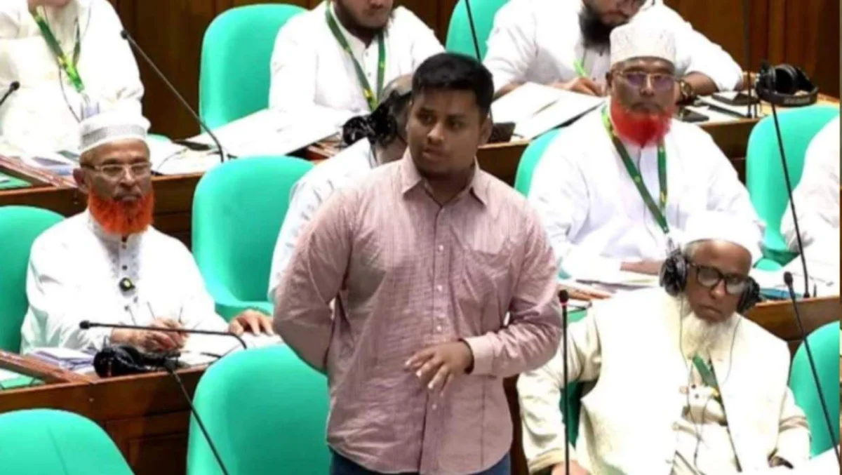 ‘সংখ্যাগরিষ্ঠের ভণ্ডামি…’— ওয়াকআউটের পর ফেসবুকে হাসনাত আব্দুল্লাহর পোস্ট