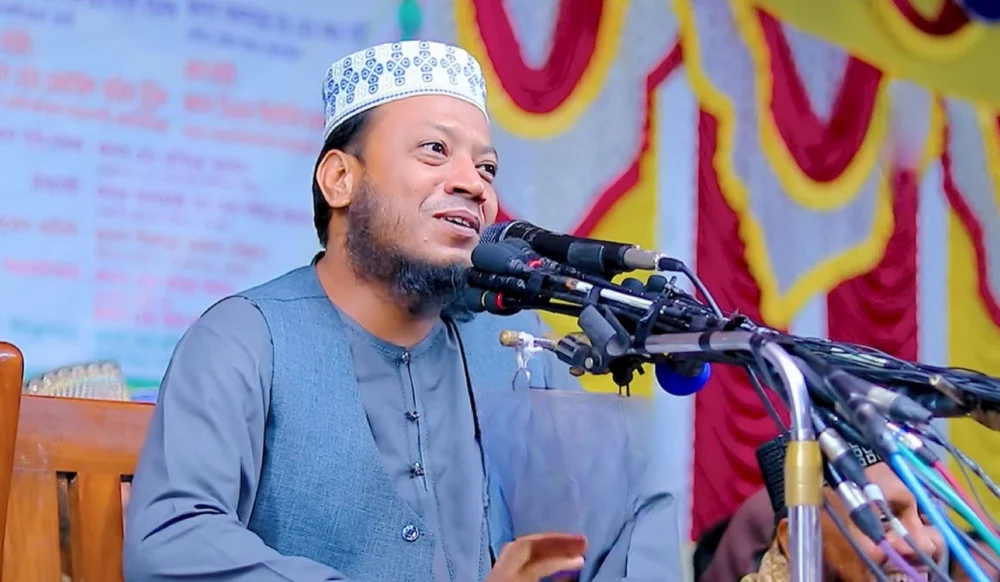 আমির হামজাকে গ্রেপ্তারের দাবি মহিলা দলের