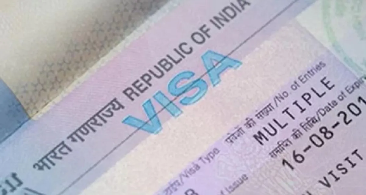 অবশেষে যখন থেকে ভারতীয় ভিসা পাওয়ার প্রক্রিয়া সহজ হচ্ছে