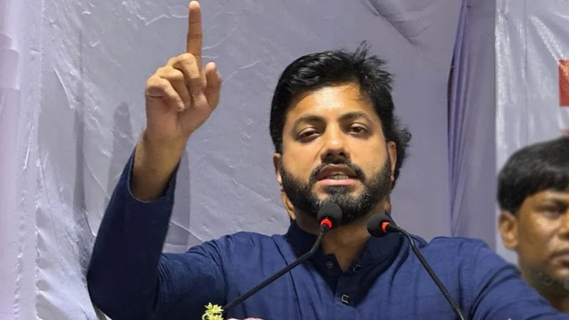 আমার রায় অবৈধ হলে অন্তর্বর্তী সরকারের সবকিছু অবৈধ ঘোষণা করতে হবে: ইশরাক হোসেন