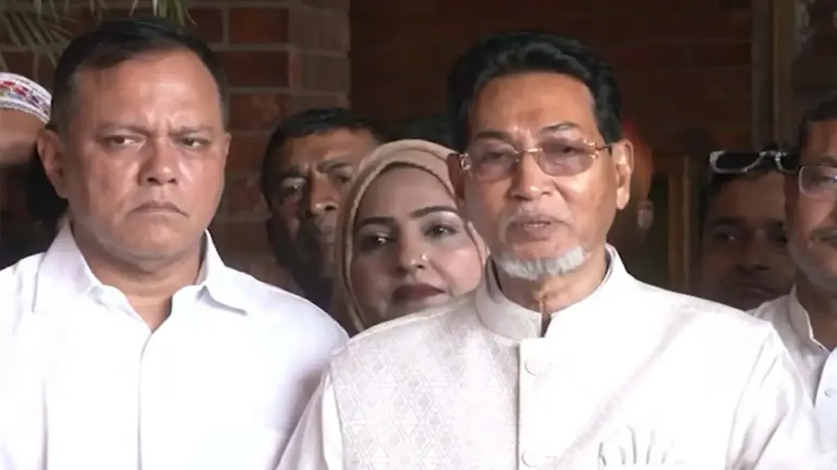 গণতন্ত্র হলো আস্থার জায়গা, আইন হাতে তুলে নেবেন না : চিফ হুইপ