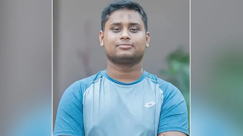 বিএনপি মেজরিটি, সংসদে যা ইচ্ছা তাই করতে পারে: ফেসবুক লাইভে হাসনাত