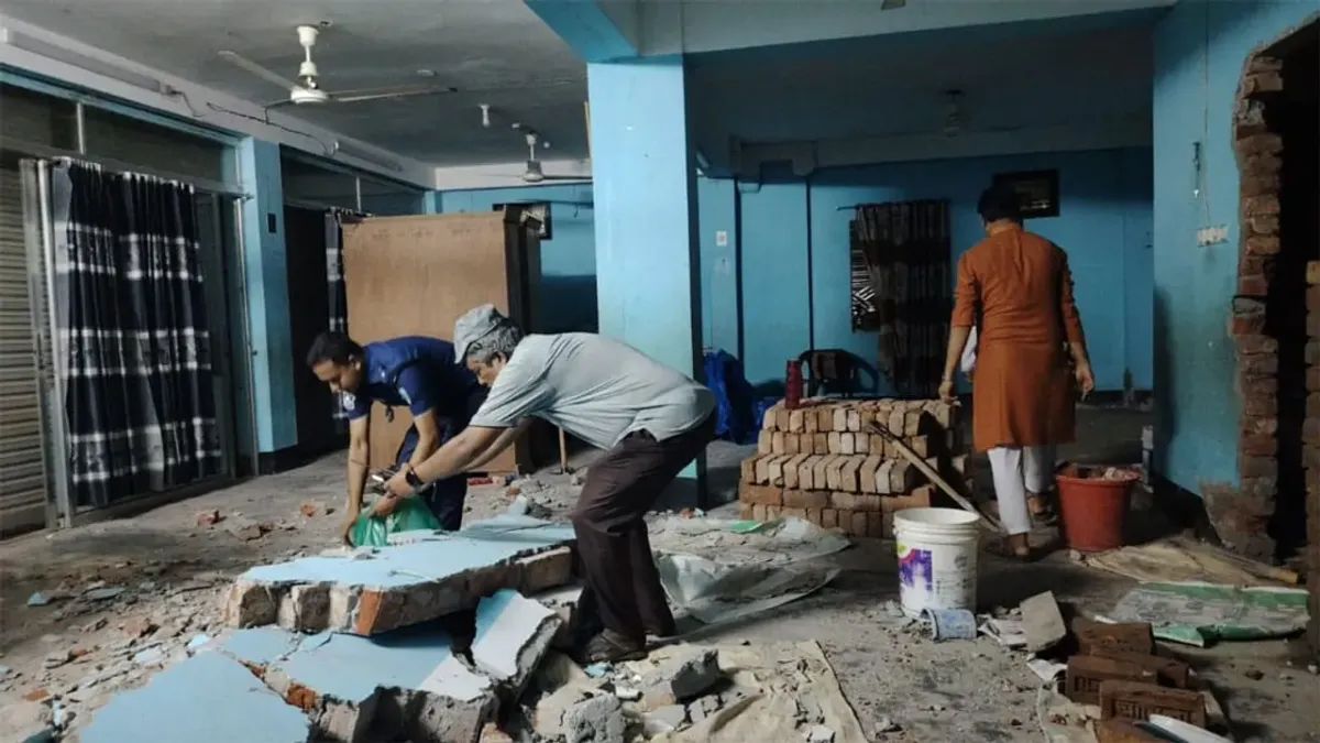 কুমিল্লায় মাদ্রাসার দেয়াল ধ্বসে শিক্ষার্থীর মৃত্যু