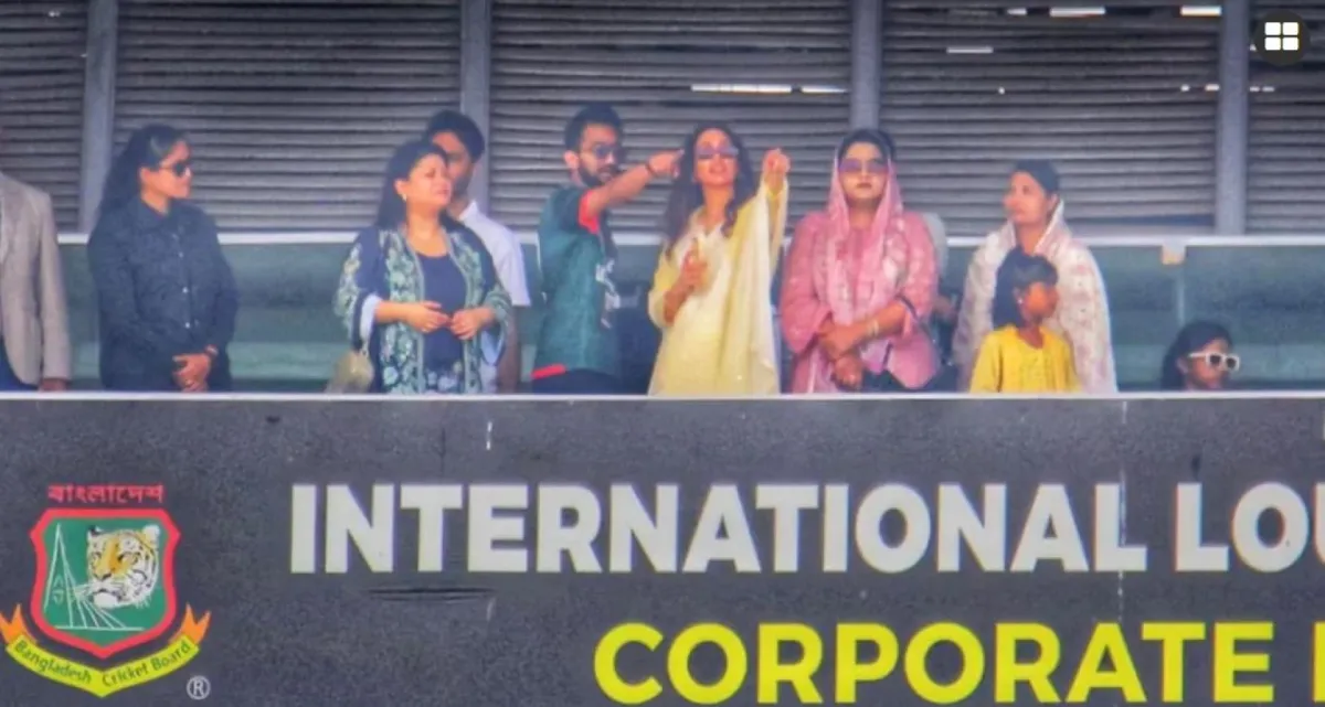 টাইগারদের খেলা উপভোগ করতে মিরপুর স্টেডিয়ামে জাইমা রহমান