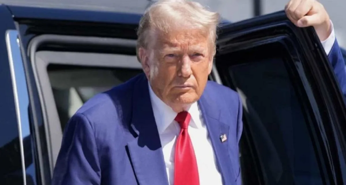 আর একটাও বোমা নয়, যথেষ্ট হয়েছে, কঠোর হুঁশিয়ারি দিয়ে ইসরায়েলকে ট্রাম্প