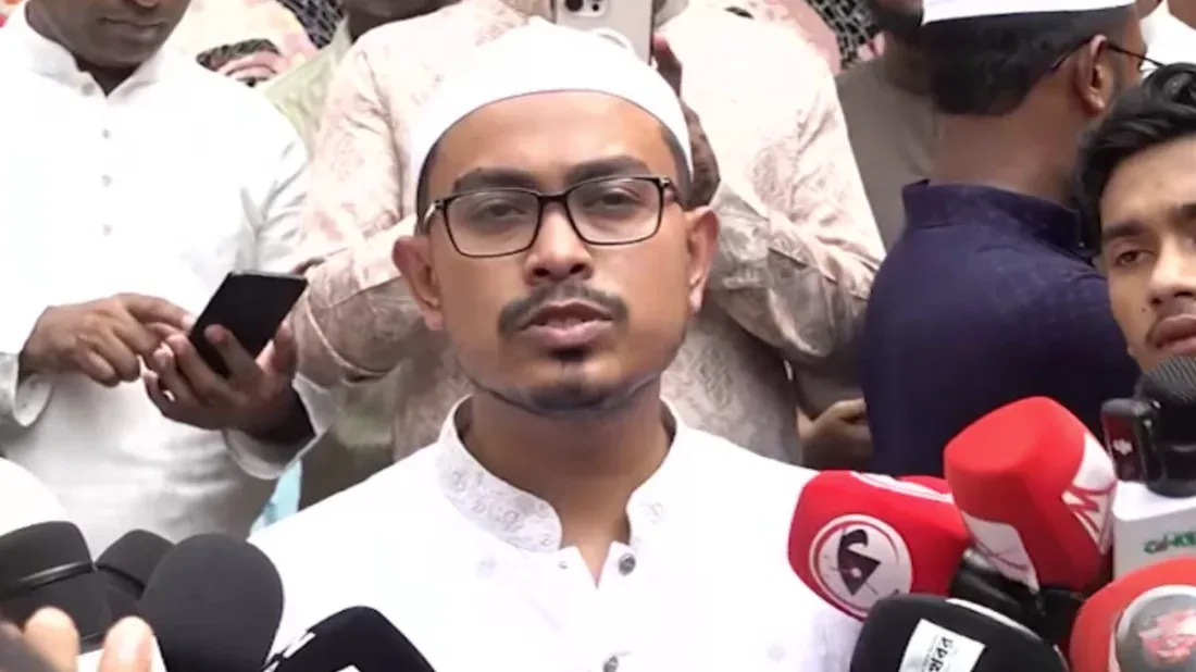 ‘জুবায়ের-মুসাদ্দিককে থানার গেট থেকে ওসি রুম পর্যন্ত মারতে মারতে নিয়ে যাওয়া হয়’: সাদিক কায়েম