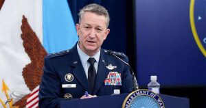 আঞ্চলিক ও আন্তর্জাতিক জলসীমায় ইরানের যেকোনো জাহাজে হামলার ঘোষণা যুক্তরাষ্ট্রের