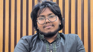 ‘হামলাকারীদের মধ্যে ছোট ভাইগুলোকে দেখে চোখের পানি ধরে রাখতে পারি নাই’: জুবায়ের