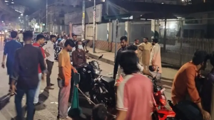 ৪ ঘণ্টা পর ৫০০ টাকার তেল পেলাম, কষ্টের কথা কারে বলমু