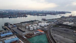 ইরানি তেল ক্রয়ের অভিযোগ: ৪০টি শিপিং কোম্পানি ও জাহাজের ওপর নিষেধাজ্ঞা দিল যুক্তরাষ্ট্র