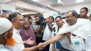 হাজীদের সমস্যা নিরসনে কাজ করছে সরকার : প্রধানমন্ত্রী