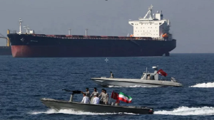 হরমুজ পার হতে ইরানি সেনাবাহিনীর অনুমতি লাগবে: শীর্ষ সামরিক কর্মকর্তা