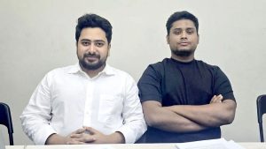 নাহিদকে ‘আমার নেতা, বাংলাদেশের নেতা’ বললেন হাসনাত