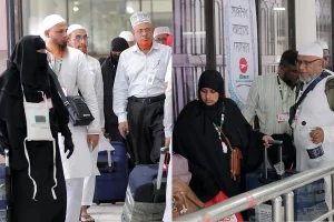 হজ শেষে দেশে ফিরলেন ৬ হাজারের বেশি হাজি