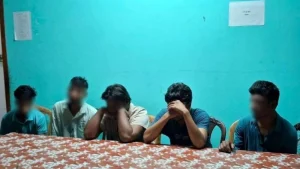 সমকামিতার দায়ে দুই ছাত্রদল নেতাসহ ৪ জনের সিট বাতিল, কারাদণ্ড