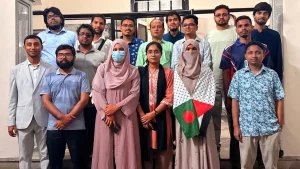 ভিপি সাদিক কায়েমের নেতৃত্বে চীন সফরে ডাকসুর ১৫ নেতা