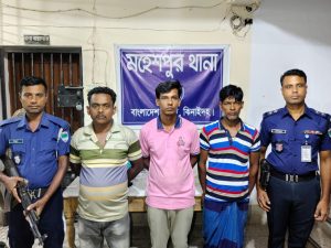 মহেশপুরে ধর্ষণচেষ্টার অভিযোগে আটক আওয়ামী লীগ নেতাকে জিম্মি করে চাঁদাবাজি, আটক ৩