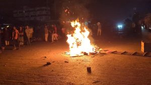 ভালুকায় অবৈধ স্থাপনা উচ্ছেদে বাধা, এক ঘণ্টা বন্ধ মহাসড়কের যান চলাচল