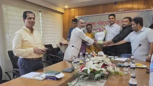 প্রশাসনিক সভায় হত্যা মামলার ৬ আসামি, জানেন না ইউএনও-ওসি