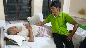 বীর মুক্তিযোদ্ধাকে বেঁধে মারধর করলেন ছেলের শ্বশুরবাড়ির লোকজন