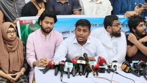 বিচার বিভাগ নিয়ে বিএনপি আ.লীগের পথেই হাঁটছে : হাসনাত আব্দুল্লাহ