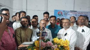 একটি দল স্বাধীনতার জন্য তেমন কিছুই করেনি, আরেকটি দল সরাসরি বিরোধিতা করেছে: আবদুল আউয়াল মিন্টু
