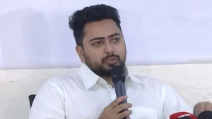 জুলাই সনদ ও সাংবিধানিক সংস্কার ইস্যুতে সরকার টালবাহানা করছে: নাহিদ ইসলাম