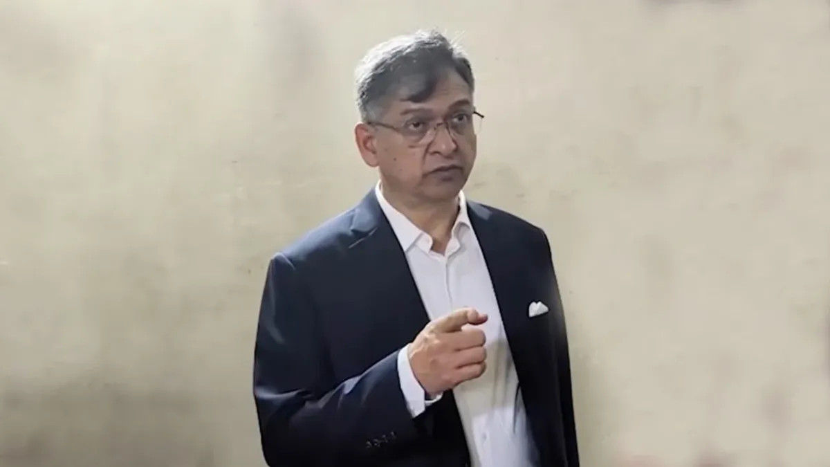 পুলিশ সদস্যদের বিরুদ্ধে দুর্নীতির প্রমাণ পেলে কঠোর ব্যবস্থা: স্বরাষ্ট্রমন্ত্রী
