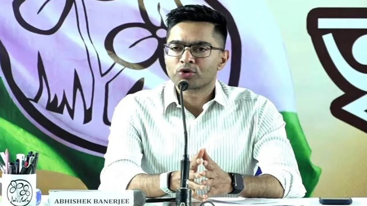 দাউদাউ আগুনে জ্বলছে পশ্চিমবঙ্গ, ছারখার মুসলিমদের দোকান