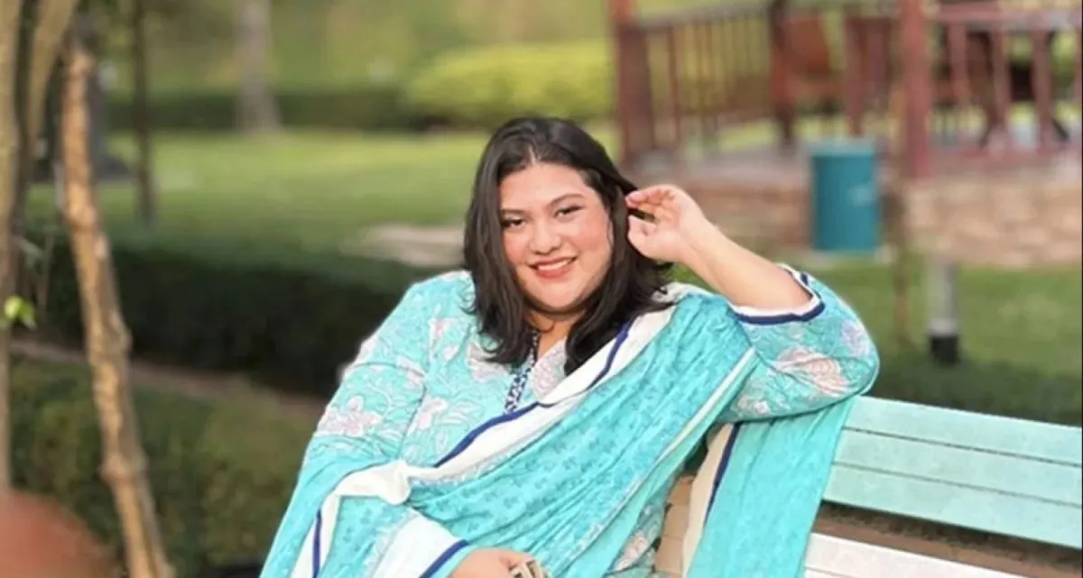 কারিনা কায়সারকে লিভার দিতে চান তার দুই ভাই