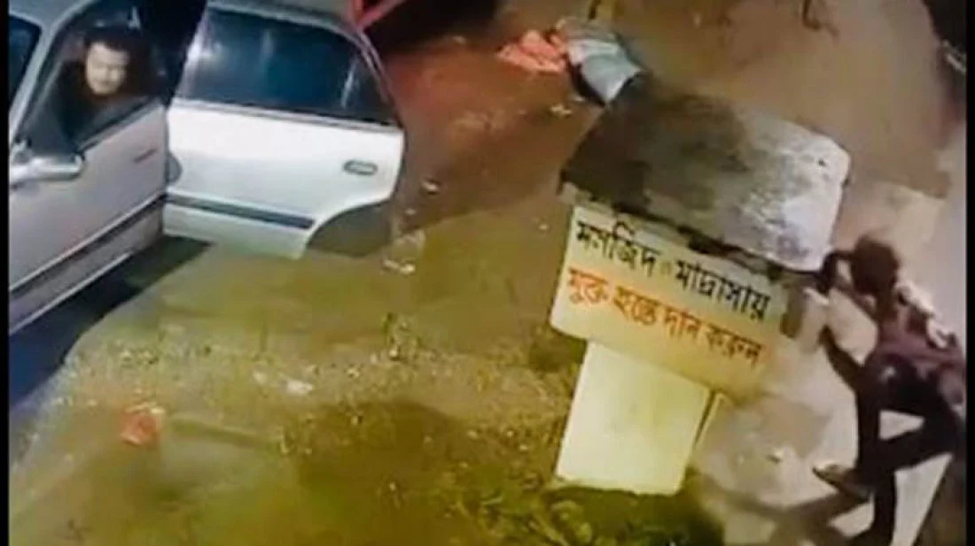 প্রাইভেটকারে করে এসে মসজিদ-মাদ্রাসার দানবাক্সের টাকা চুরি