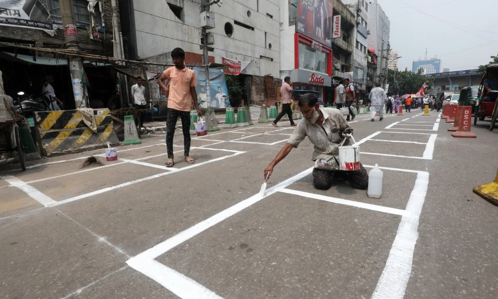 ফুটপাতে হকারদের জায়গা বরাদ্দ কেন অবৈধ নয় : হাইকোর্ট