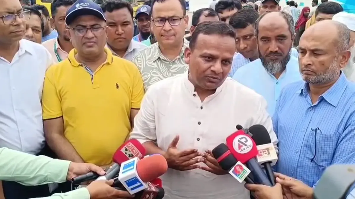 অতিরিক্ত ভাড়া নেওয়ার অভিযোগ পেলেই ব্যবস্থা : নৌপ্রতিমন্ত্রী