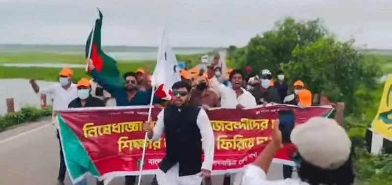 ব্রাহ্মণবাড়িয়ায় নিষিদ্ধ ঘোষিত ছাত্রলীগের ঝটিকা মিছিল, ভিডিও ভাইরাল