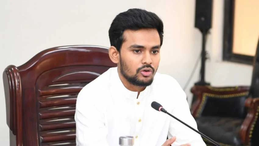 ২৫ কোটি টাকার বিতর্কে মুখ খুললেন আসিফ, আইনি ব্যবস্থার হুঁশিয়ারি