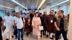 ‘প্রধানমন্ত্রী বলেছেন, আমাকে ঢাকায় রেখ না, ঢাকার বাইরে নিয়ে যাও’