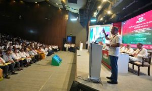 বিরোধী দলের ‘বিভ্রান্তিকর’ প্রচার সম্পর্কে মানুষকে সচেতন করার নির্দেশ দিয়েছে বিএনপি সরকার