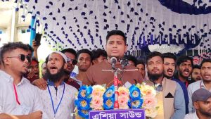 সরকারের প্রতি মানুষের আস্থা তলানিতে ঠেকছে: হাসনাত