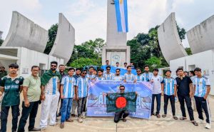 বিশ্বকাপ উন্মাদনায় কুবিতে আর্জেন্টিনা সমর্থকদের আনন্দ মিছিল