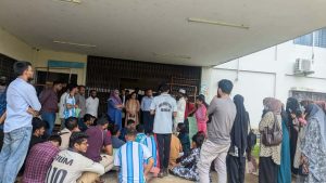 ৬ দফা দাবিতে কুবির আইন বিভাগে শিক্ষার্থীদের অবস্থান কর্মসূচি