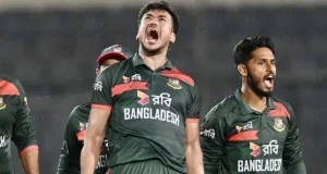 ২ রানে ২ উইকেট, দুর্দান্ত খেলছে টাইগাররা, বড় চাপে অস্ট্রেলিয়া